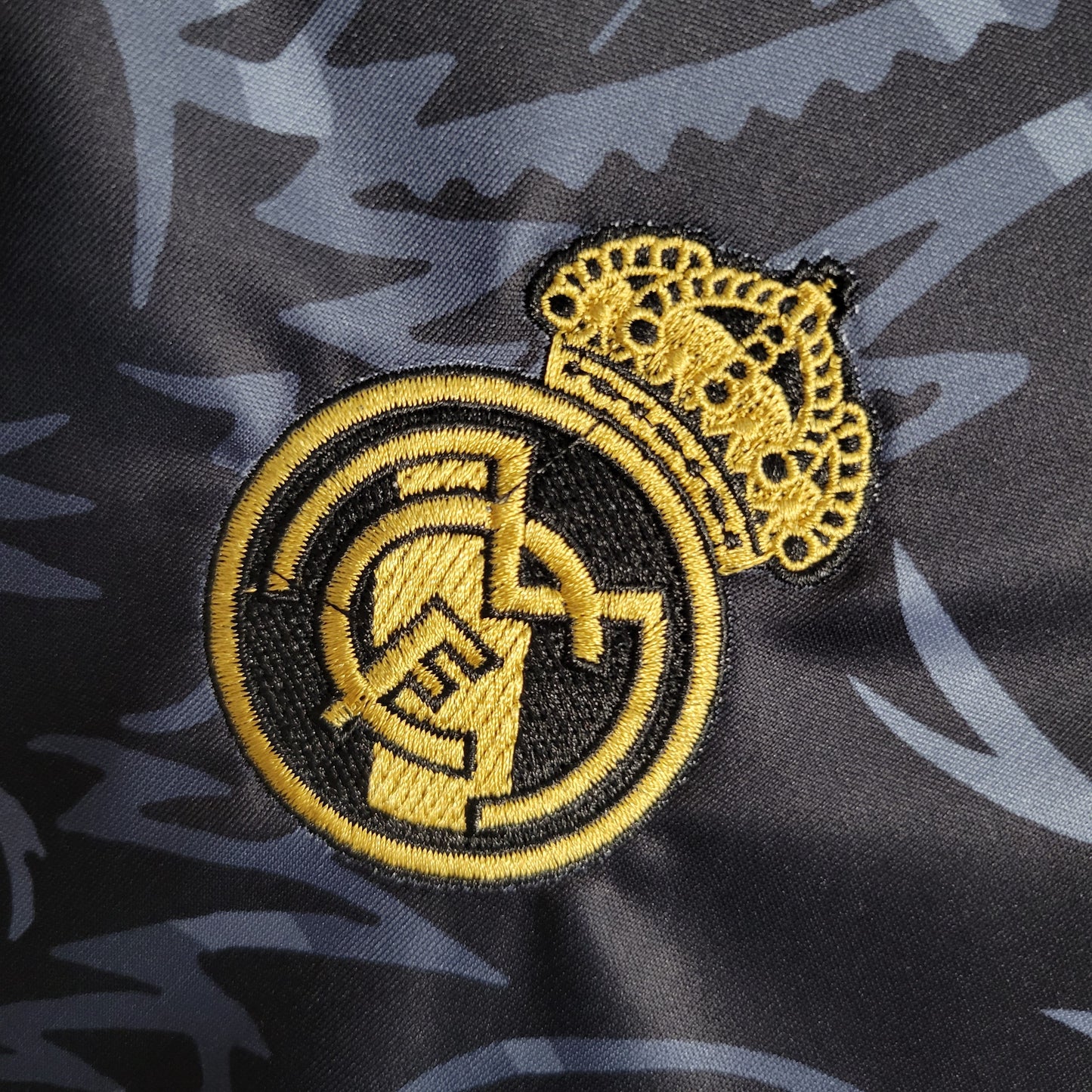 Real Madrid Dragón Negro Edición Especial 23/24