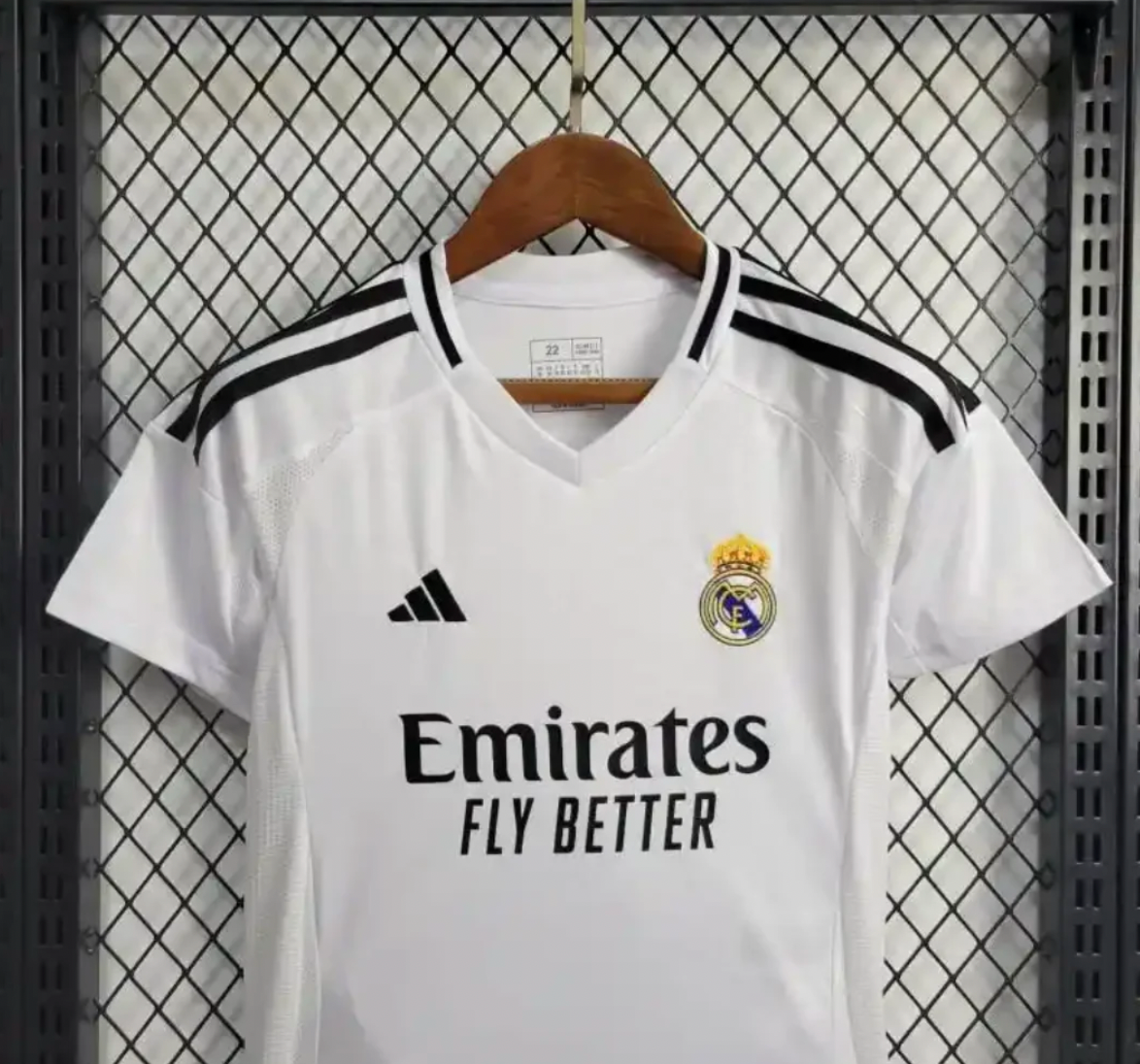 Kit - Real Madrid 24/25 Primera Equipación (Nueva Temporada)